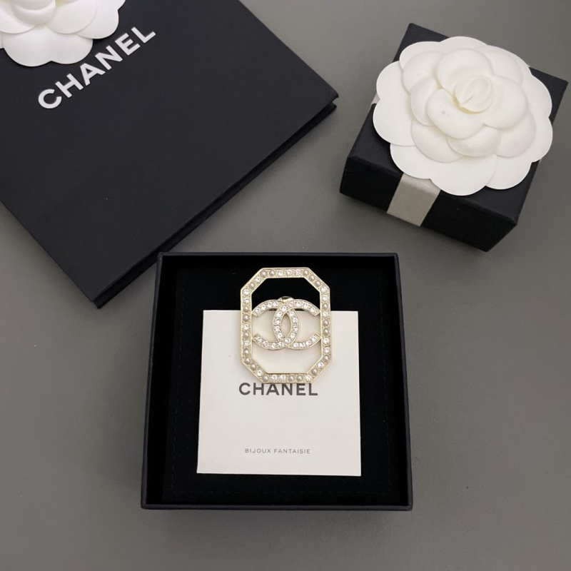 Ch*el brooches